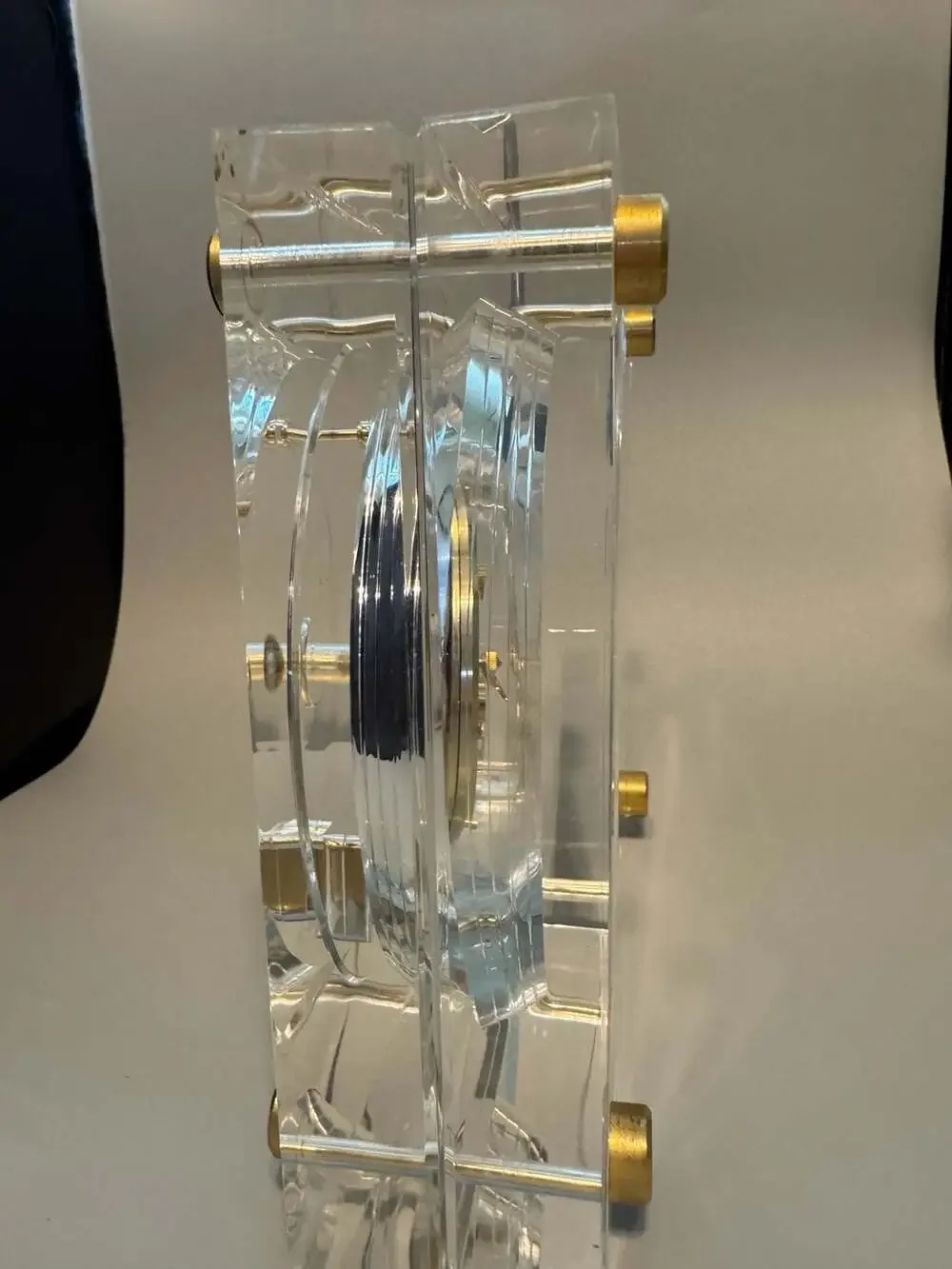 Working Vintage Seiko QAW105G Quartz Skeleton Mantel Clock in Lucite Case